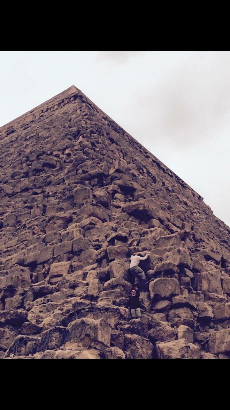 Giza pyramid scale and stonework from Barry Billcliff's Egypt travel archive